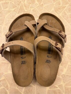 Birkenstock Women's Mayari Birko-Flor Sandals size 36 (5-5.5)